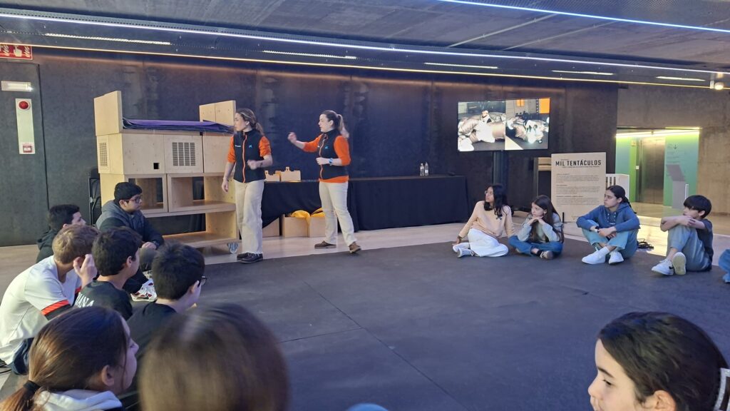 Disfrutamos en el Taller "Artefacto: un cuerpo colectivo" 16