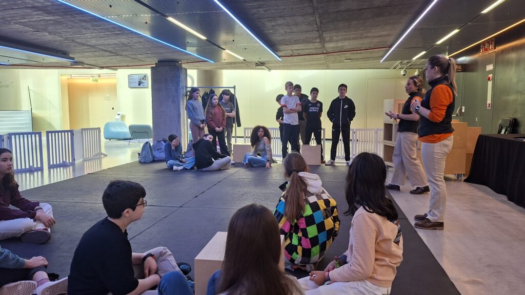 Disfrutamos en el Taller "Artefacto: un cuerpo colectivo" 10