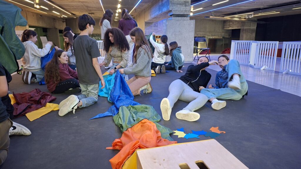 Disfrutamos en el Taller "Artefacto: un cuerpo colectivo" 13