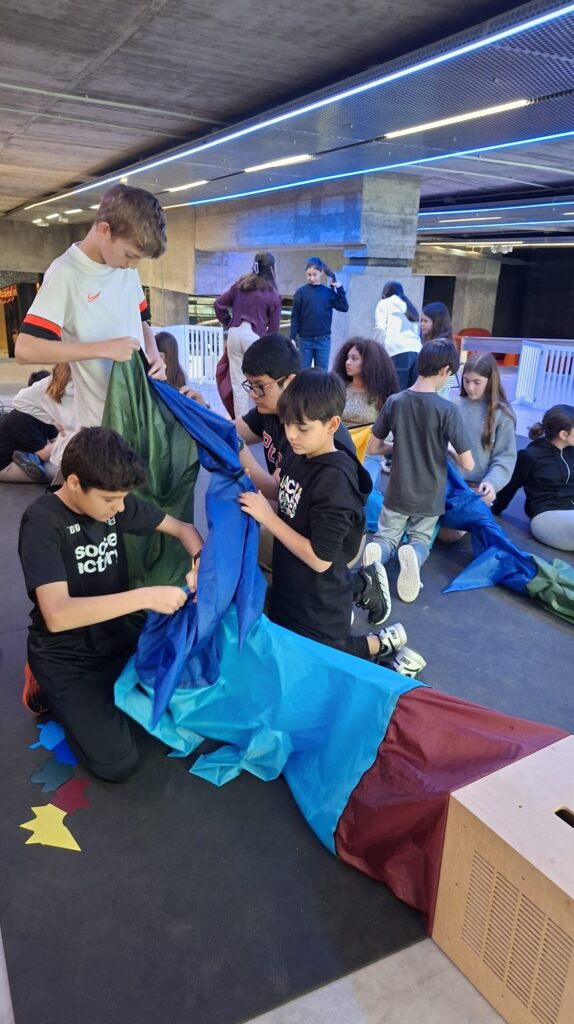 Disfrutamos en el Taller "Artefacto: un cuerpo colectivo" 15