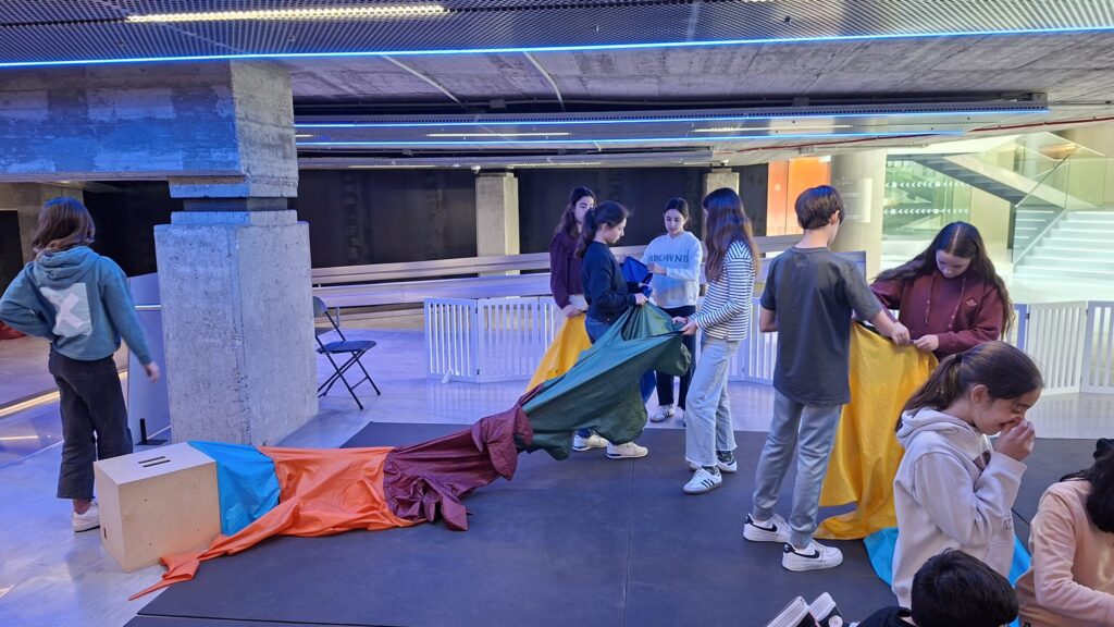 Disfrutamos en el Taller "Artefacto: un cuerpo colectivo" 4