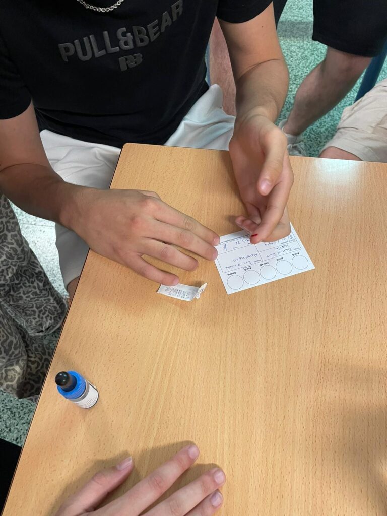 Práctica de laboratorio: detección del propio grupo sanguíneo 3 Detección del grupo sanguíneo