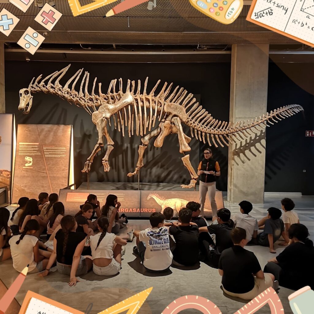 Dinosaurios, poemas, ciencia , música y literatura en Caixaforum 10