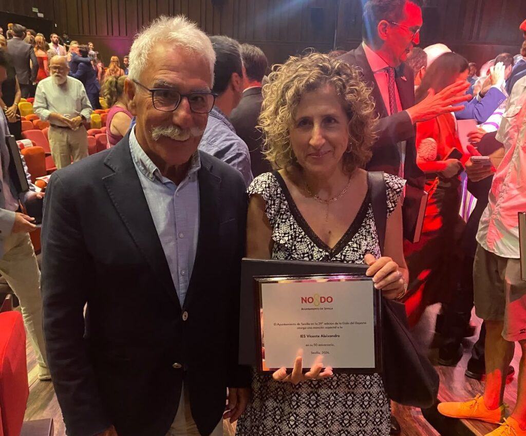 Nuestro instituto recibe una mención especial y reconocimiento de la Gala del Deporte 1