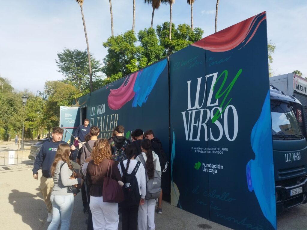 Visitamos la exposición inmersiva "Luz y verso" 9 Visitamos la exposición inmersiva "Luz y verso"